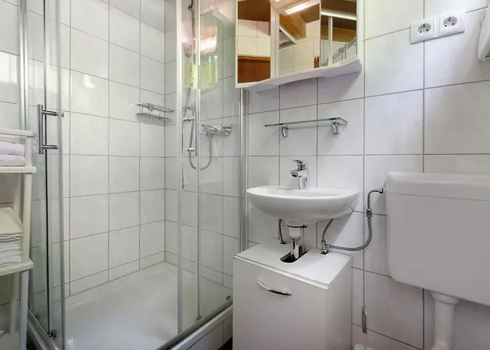 Nyaraló Mit Garten- Grill Und Terrasse By Interhome *